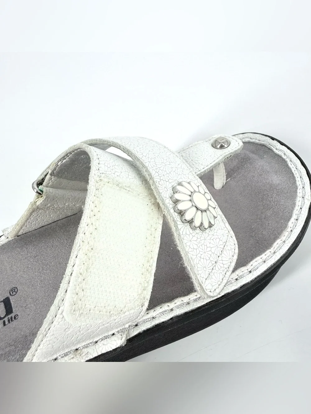 Alegria Carina Thong Sandals White Leather Adjust Strap Womens Size EU39 US 9